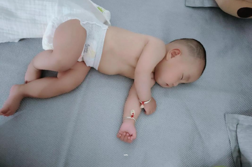 启东6个月宝宝的辅食